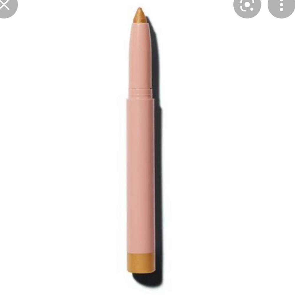 KKW (Kim Kardashian West)
BEAUTY CAMO COLLECTION EYE CRAYON
